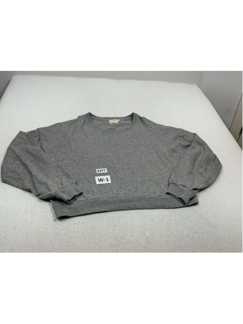 Womans Excellent Nation Pullover Cropped Sweatshirt Small Gray Oversized